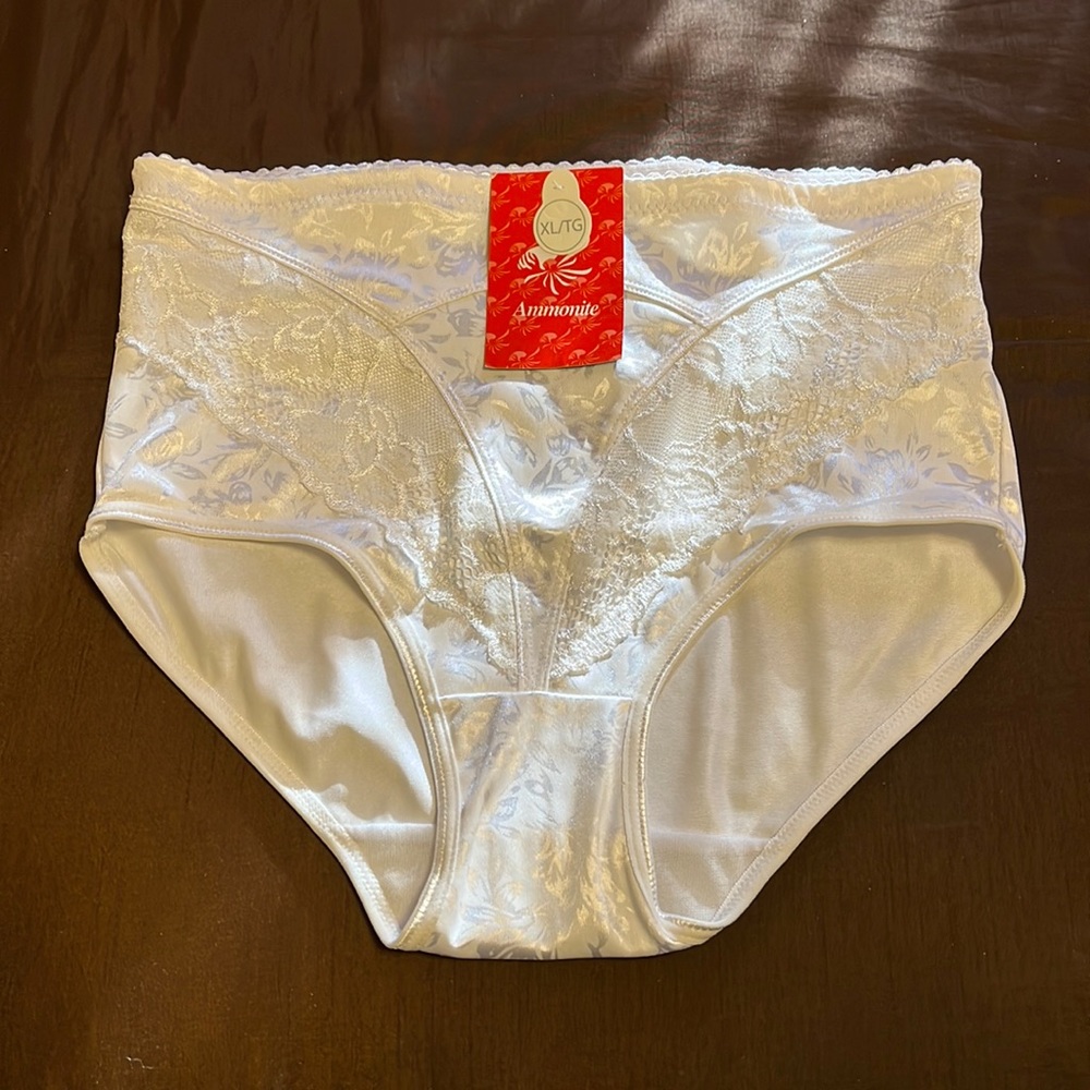 NWT Ammonite Underwear